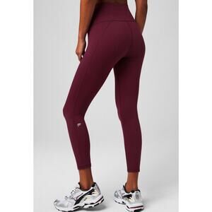 Fabletics Define PowerHold® High-Waisted Legging
7/8 size small NWOT purple